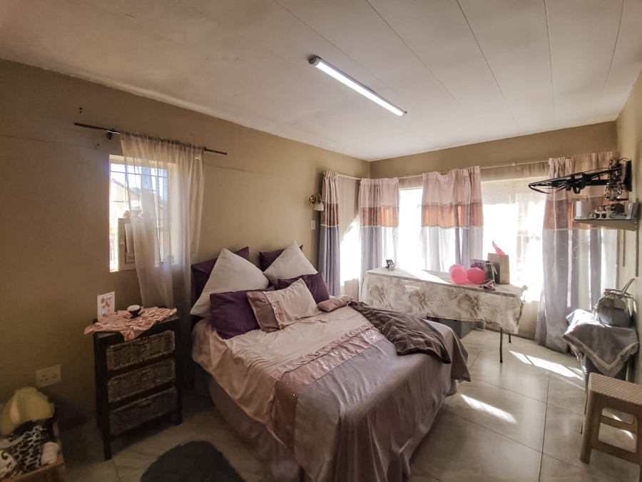3 Bedroom Property for Sale in Potchefstroom North West